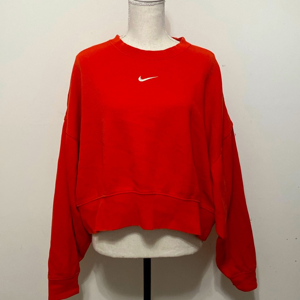 Women's leisure Nike  sweatshirt